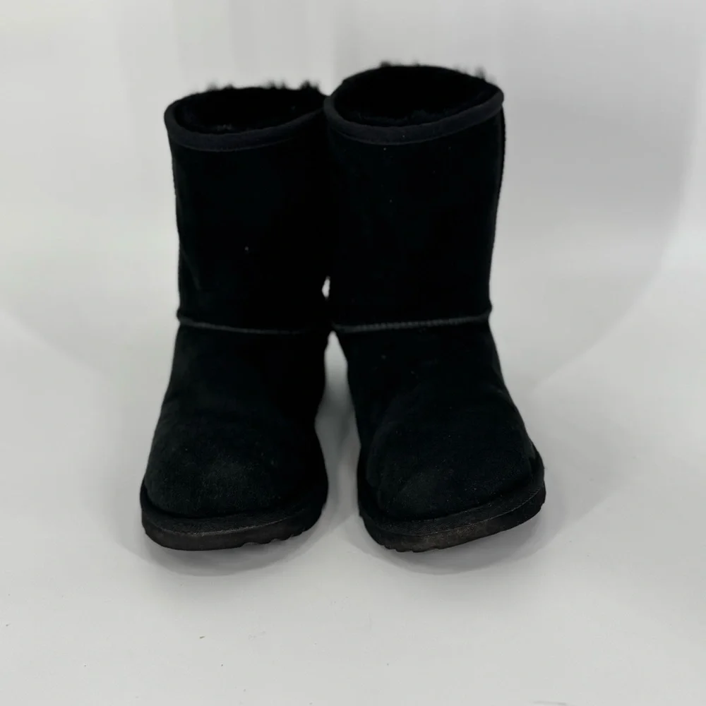 Ugg‎ Classic Short Shine Boots Black Women’s Sz 6